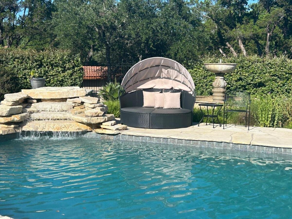 Messina Inn Wimberley Room photo